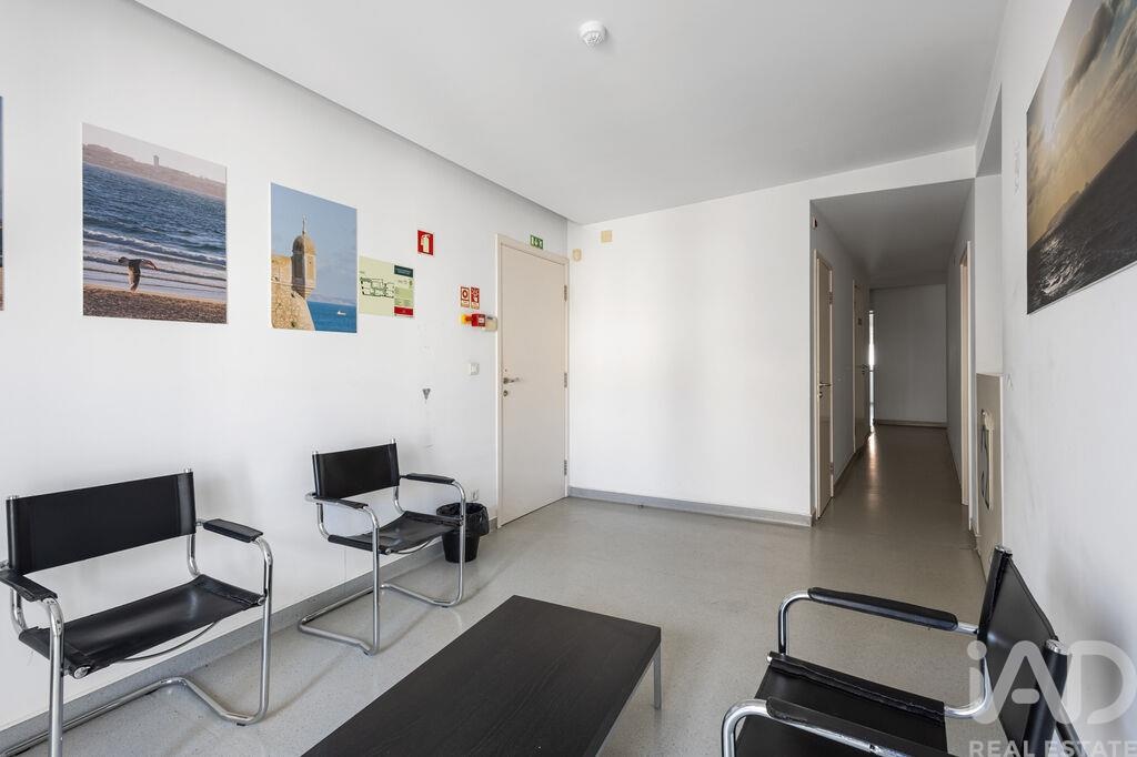 Apartment in Peniche - Image 2