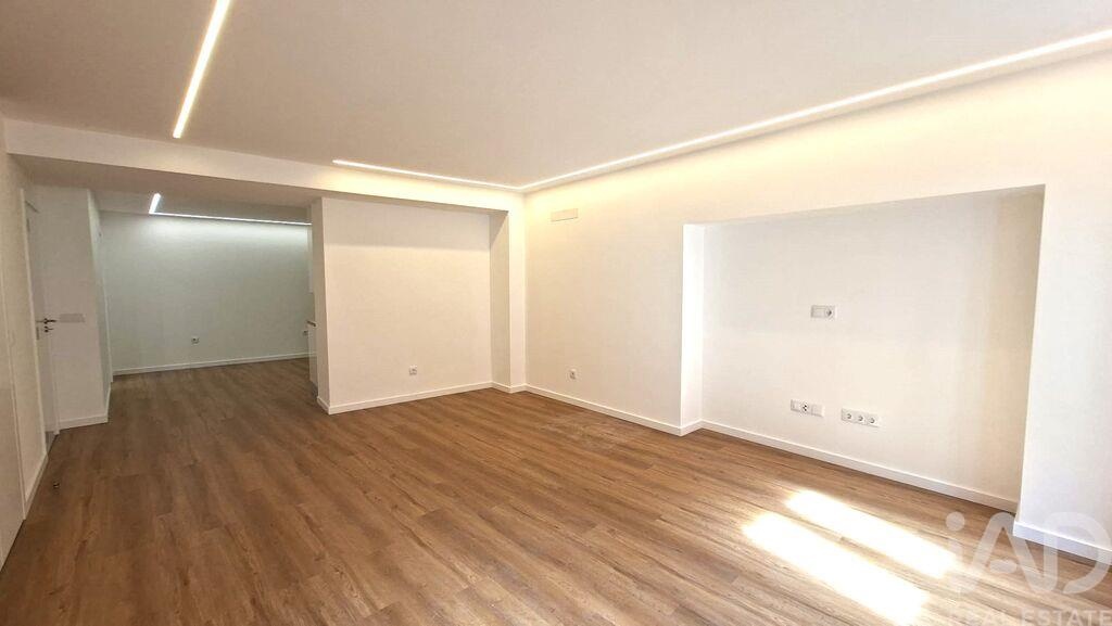 House in Peniche - Image 3
