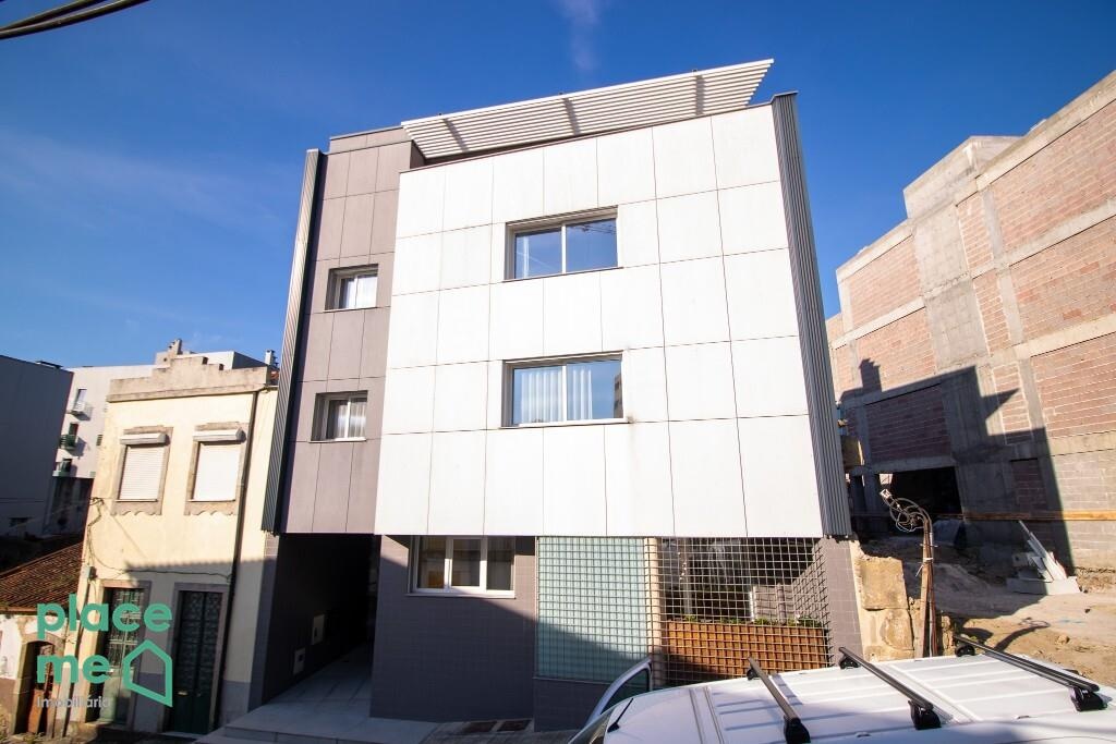 Apartamento T3 na Rua da Boavista - Braga c/ 128m2 de Terraço