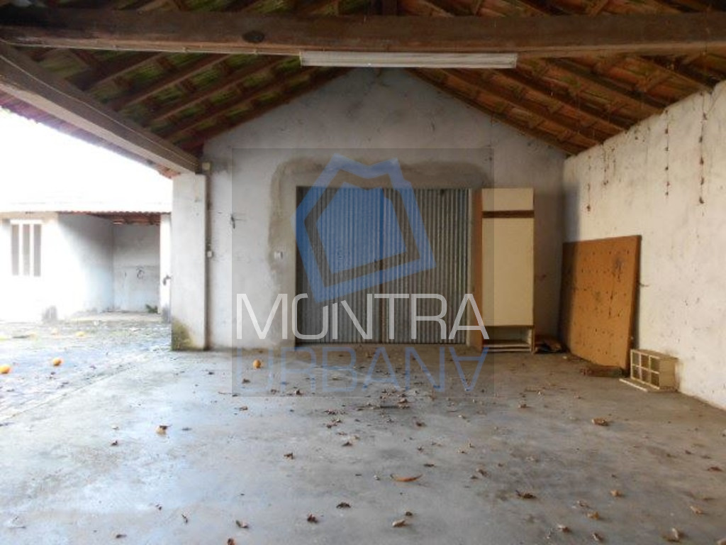 Logradouro / Garagem