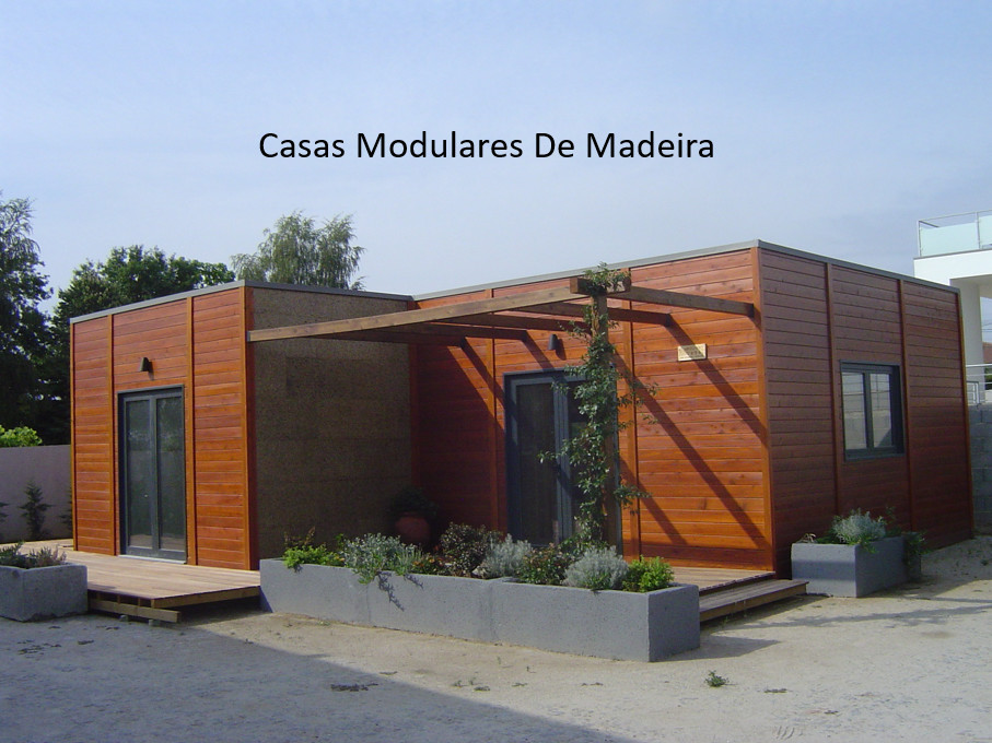 Casas De Madeira