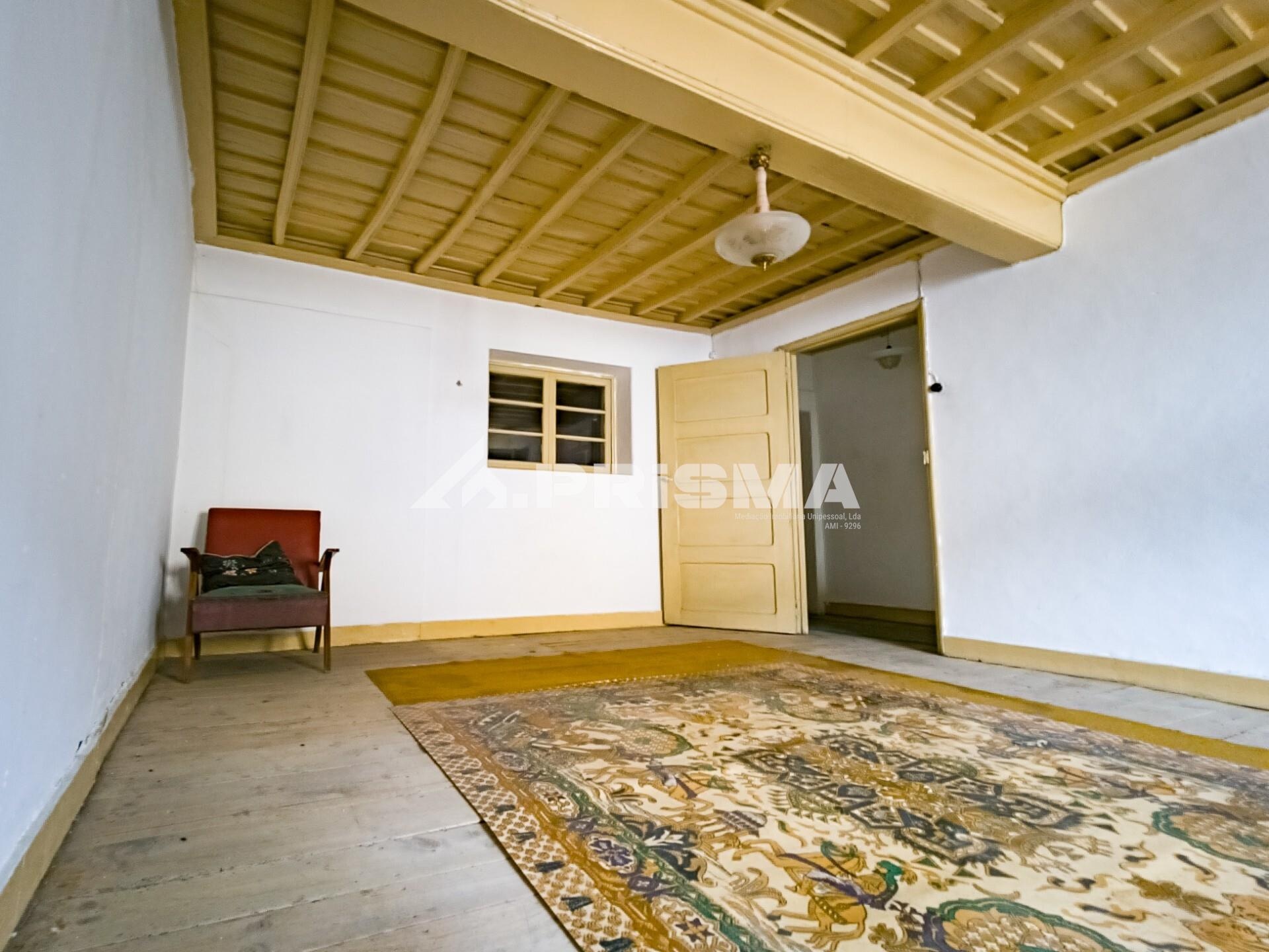 1 bedroom house with outdoor space for sale in Alcains
