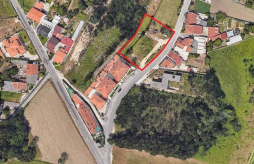 Land for sale in Ílhavo, Portugal — €100,000